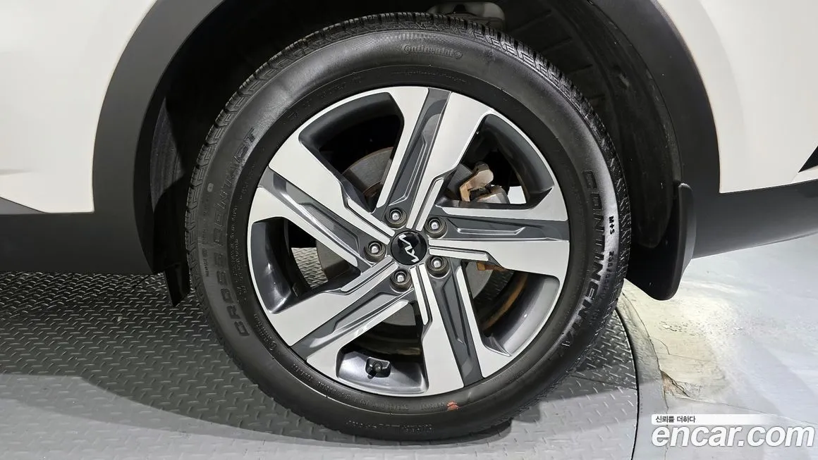 Kia Sorento — фото 5