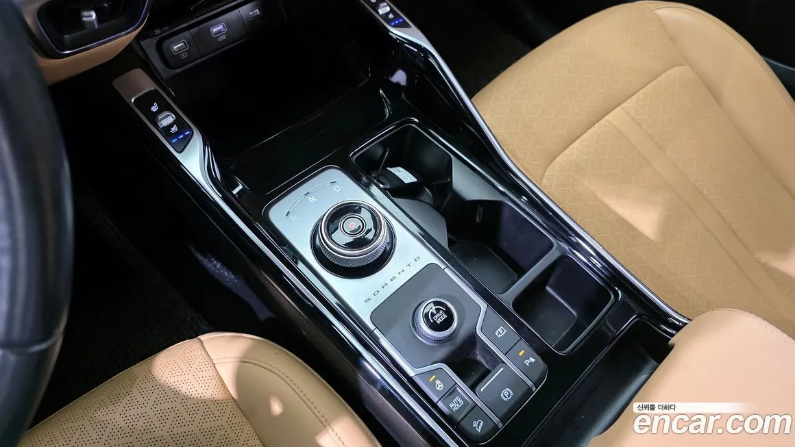 Kia Sorento — фото 9