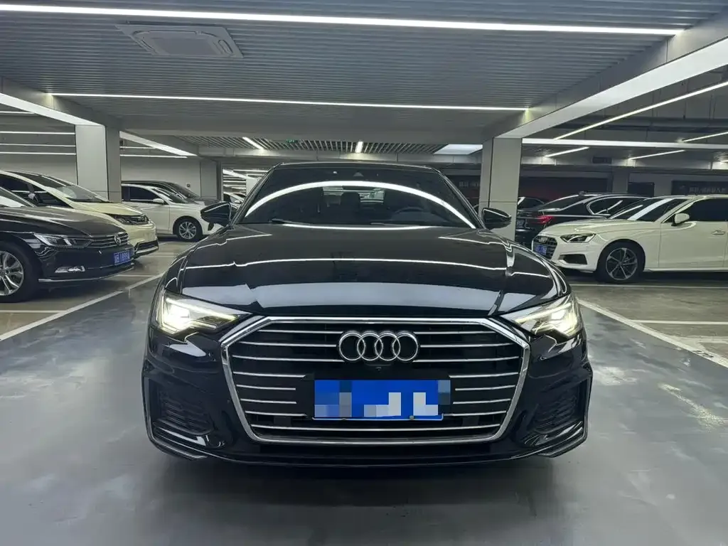 Audi A6L 2022 из CN, фото 2