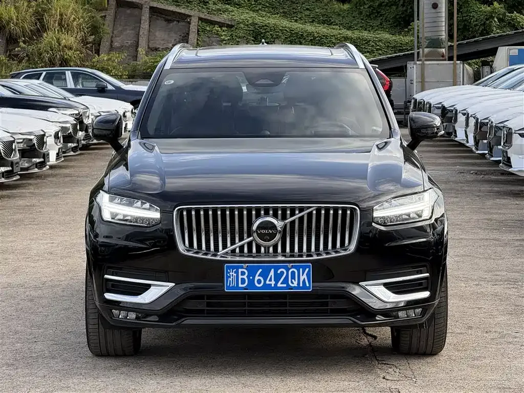 Volvo XC90 2023 из CN, фото 2