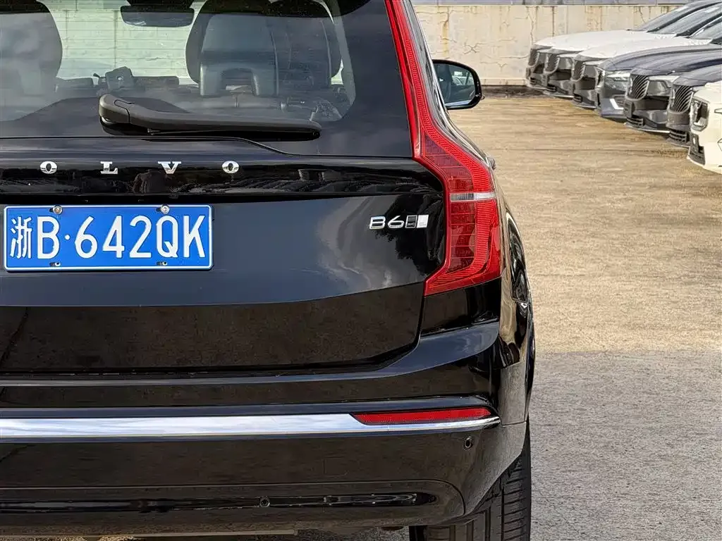 Volvo XC90 2023 из CN, фото 8