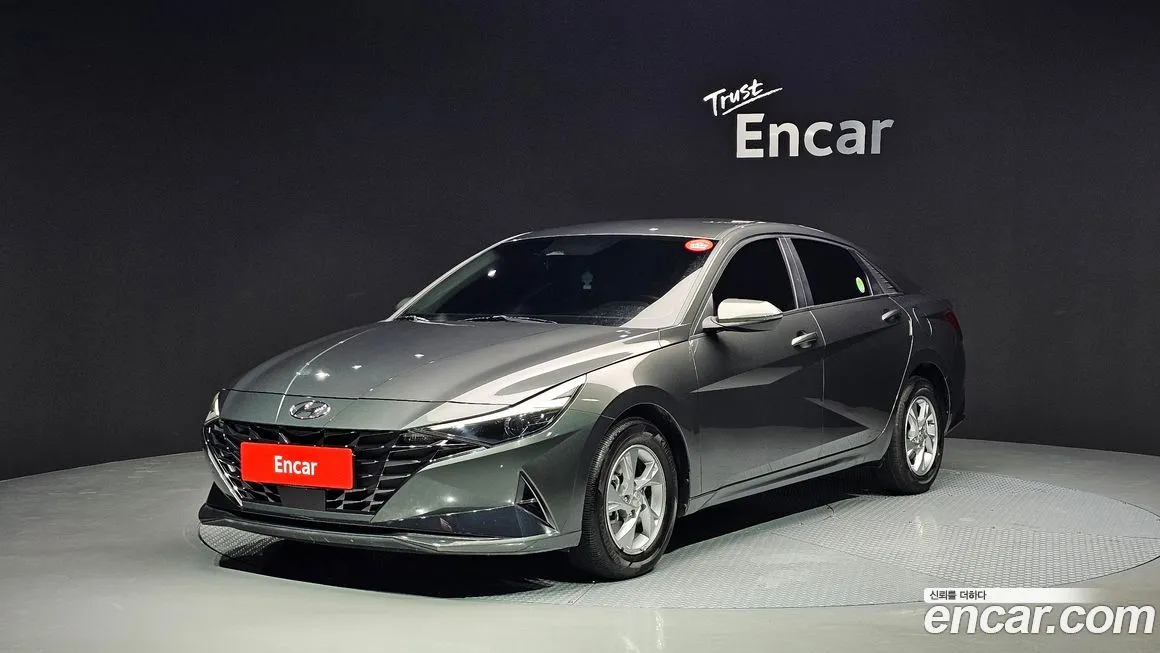 Hyundai AVANTE — фото 1