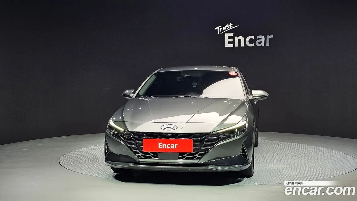 Hyundai AVANTE — фото 3