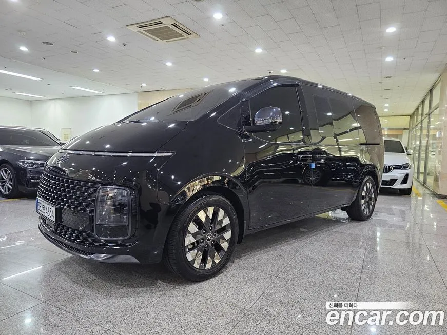 Hyundai Staria — фото 2