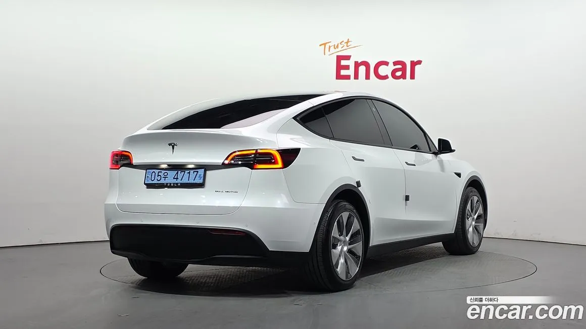 Tesla Model Y 2022 из KR, фото 2