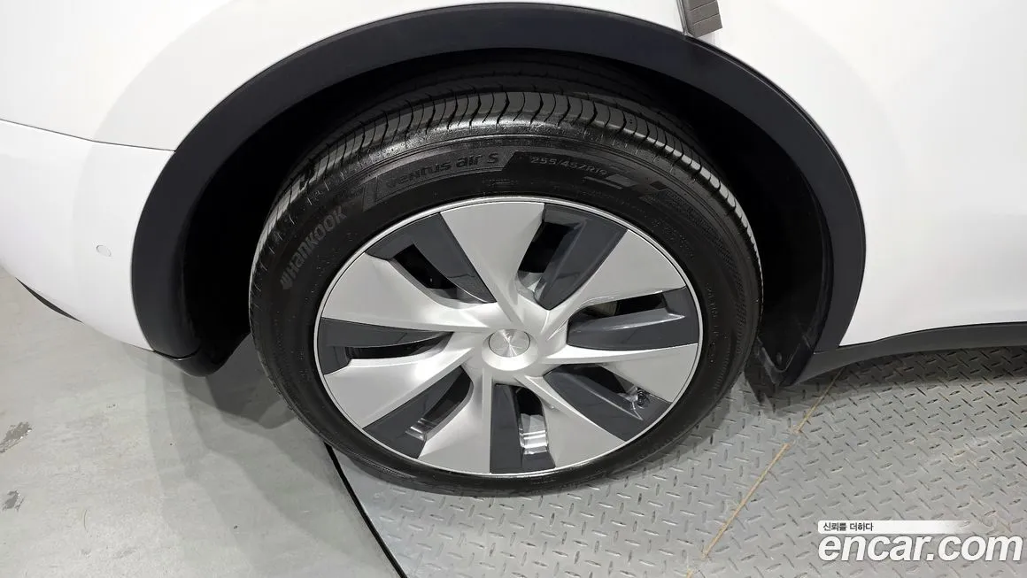 Tesla Model Y 2022 из KR, фото 5