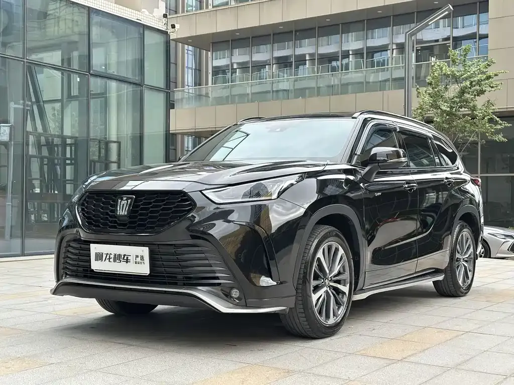 Toyota Crown Kluger 2025 из CN, фото 1