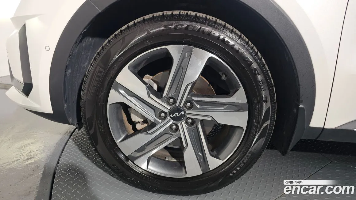 Kia Sorento — фото 5