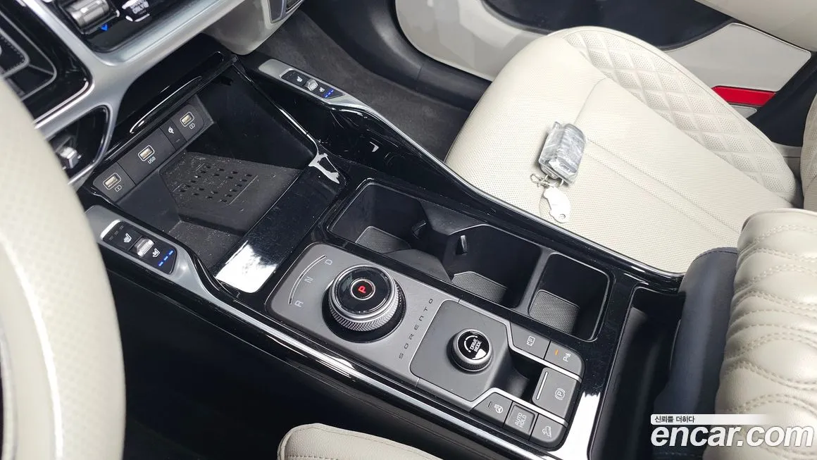 Kia Sorento — фото 9