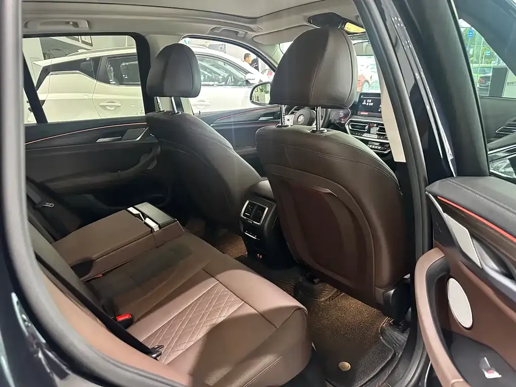 BMW X3 2024 из CN, фото 7