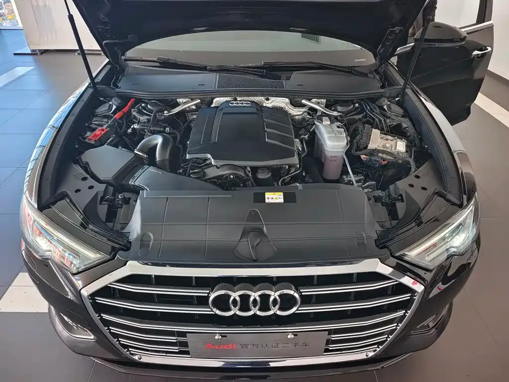Audi A6L 2023 из CN, фото 10