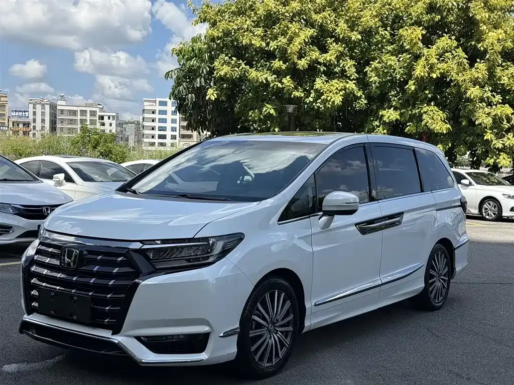 Honda Elysion 2022 из CN, фото 1