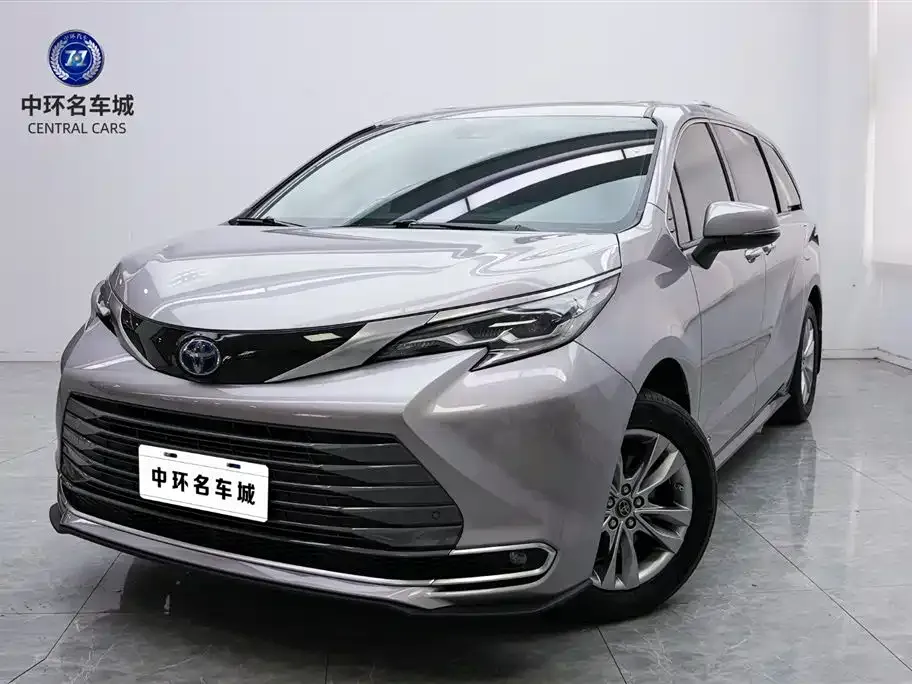 Toyota Sienna 2022 из CN, фото 1