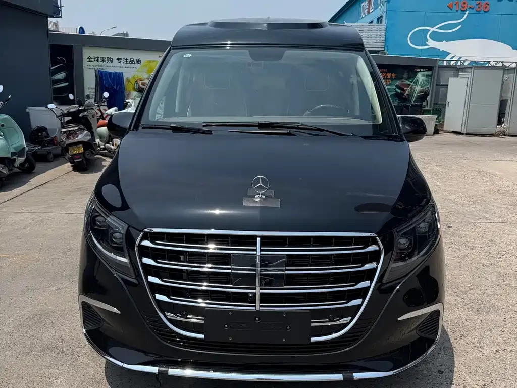 Mercedes-Benz Vito — фото 1