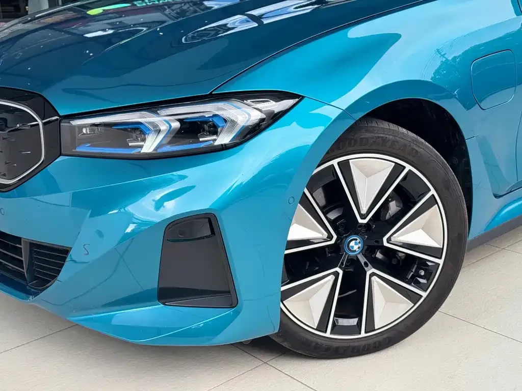 BMW i3 2024 из CN, фото 7