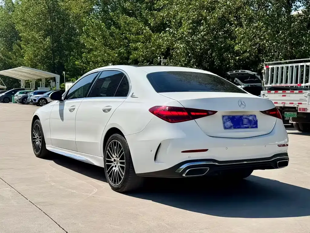 [object Object] C-Class 2022 из CN, фото 3