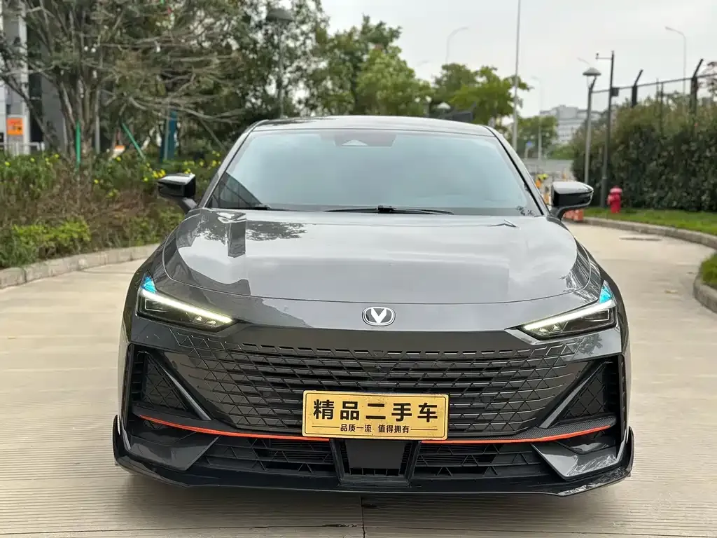 Changan UNI-V 2023 из CN, фото 2