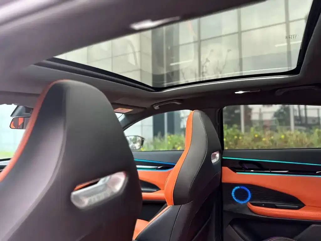 Changan UNI-V 2023 из CN, фото 9