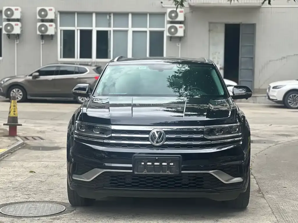 Volkswagen Teramont 2021 из CN, фото 2