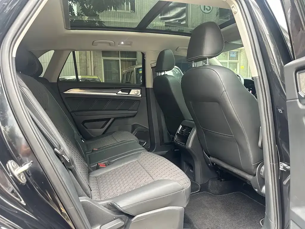 Volkswagen Teramont 2021 из CN, фото 9