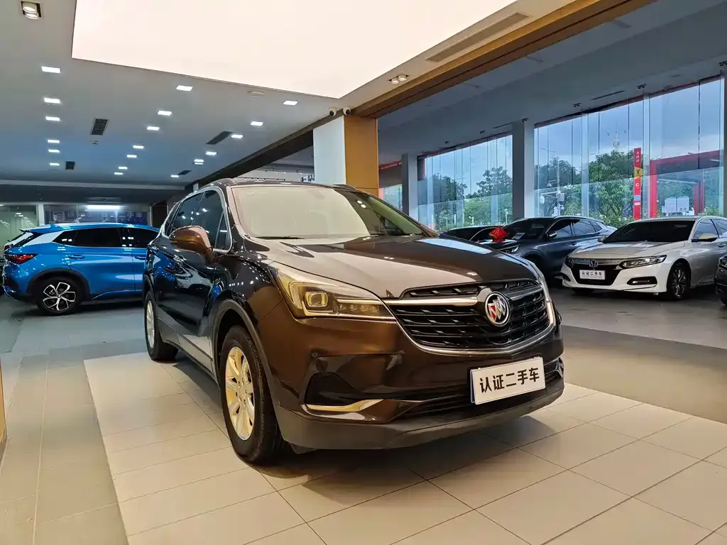 Buick Envision Plus — фото 4