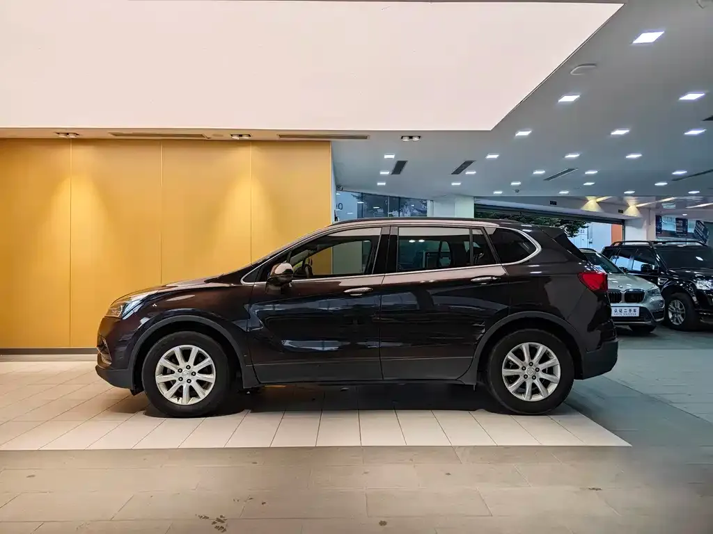 Buick Envision Plus — фото 6