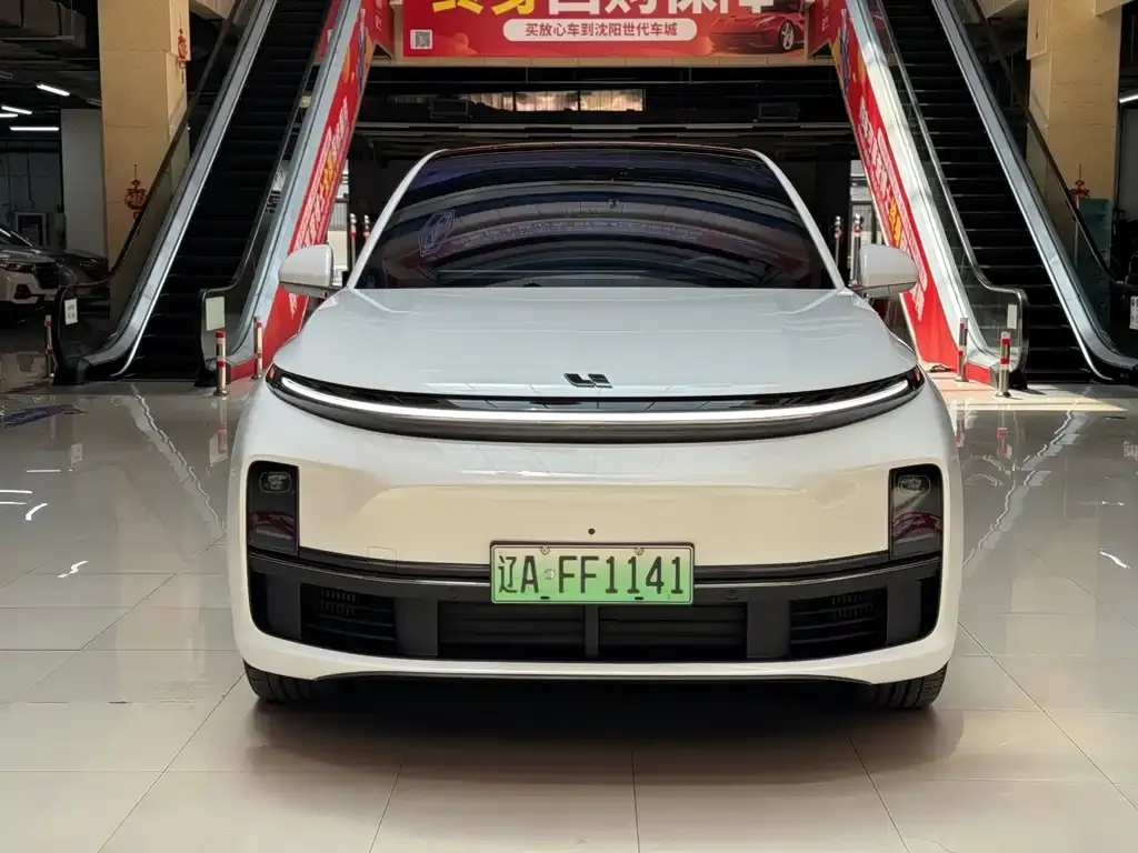 Li Auto L7 2024 из CN, фото 1