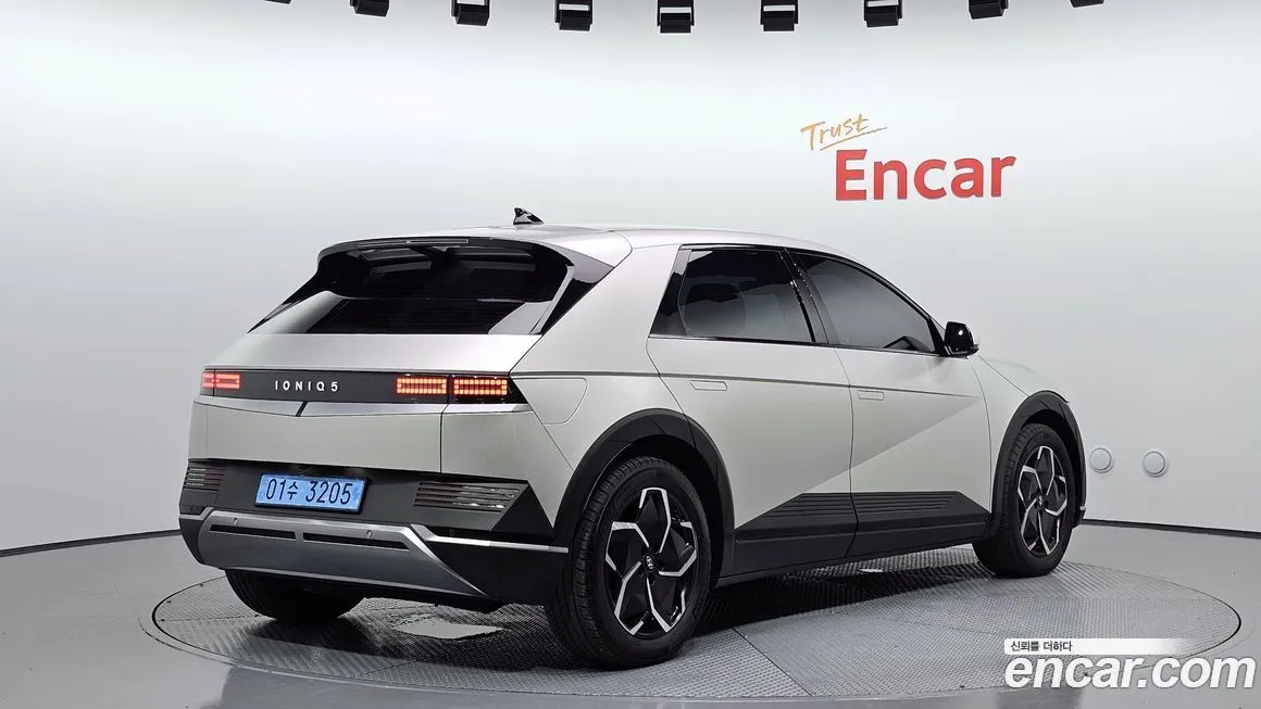 Hyundai Ioniq5 — фото 2