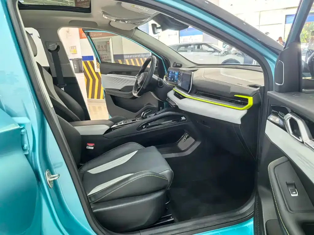 Geely Binyue 2022 из CN, фото 10