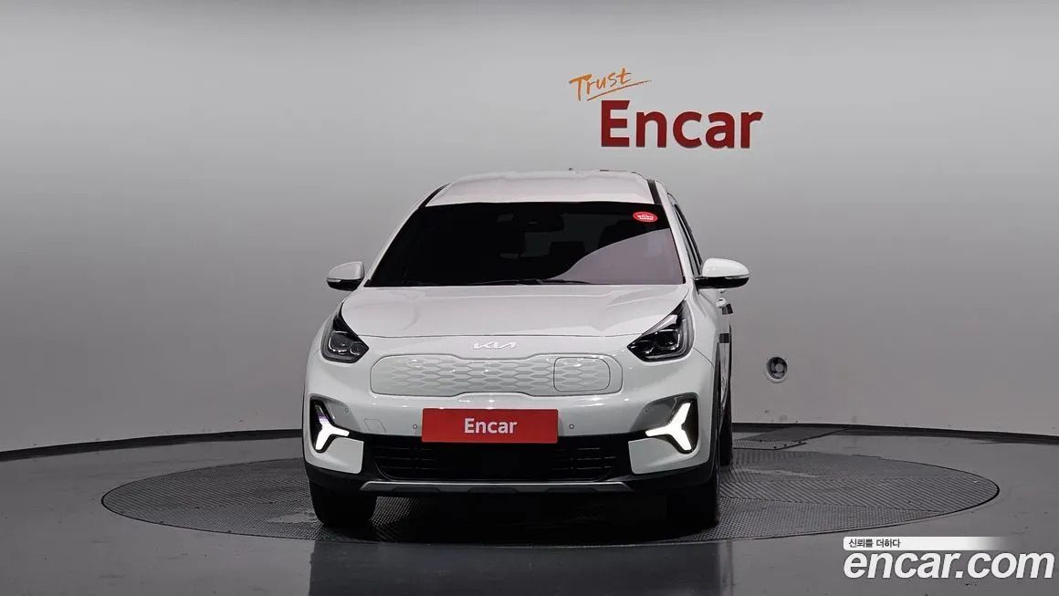 Kia Niro 2023 из KR, фото 3