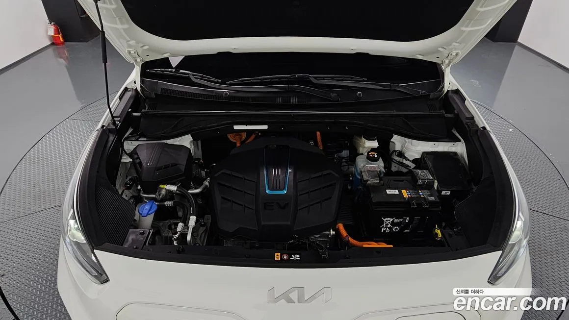 Kia Niro 2023 из KR, фото 6