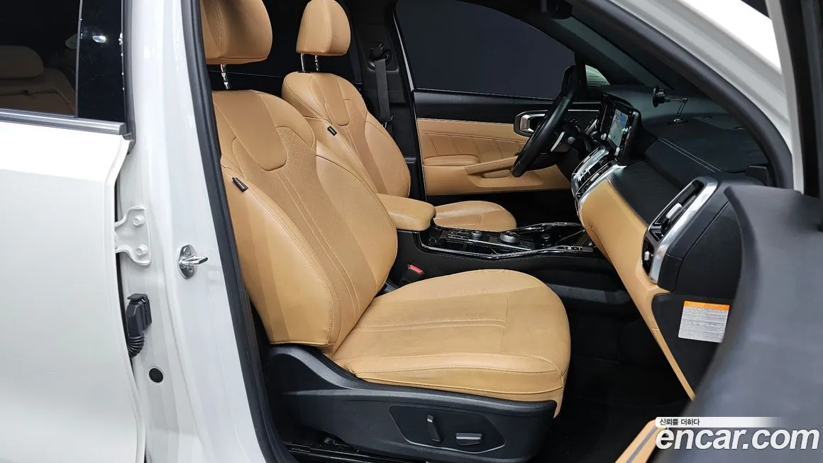 Kia Sorento — фото 10
