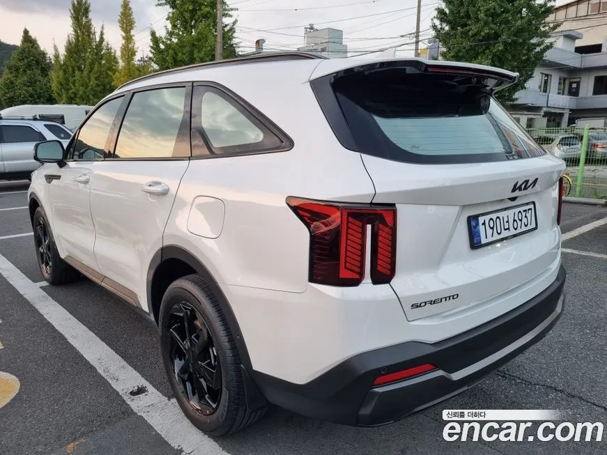 Kia Sorento — фото 4