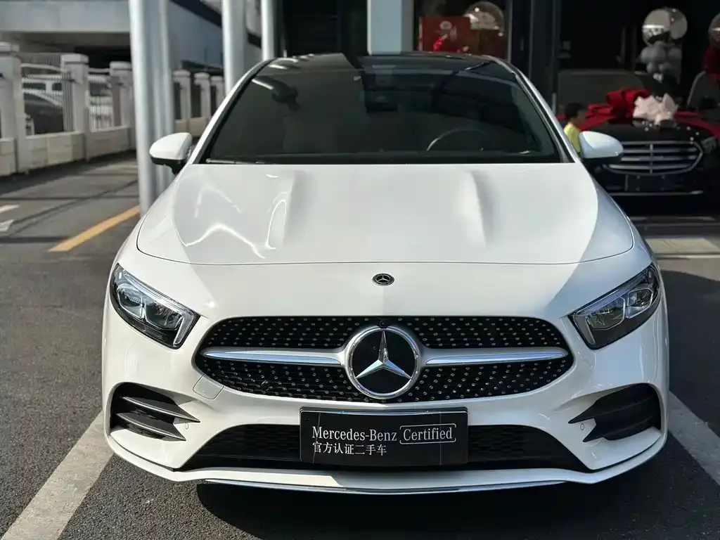 Mercedes-Benz A-Class 2023 из CN, фото 2