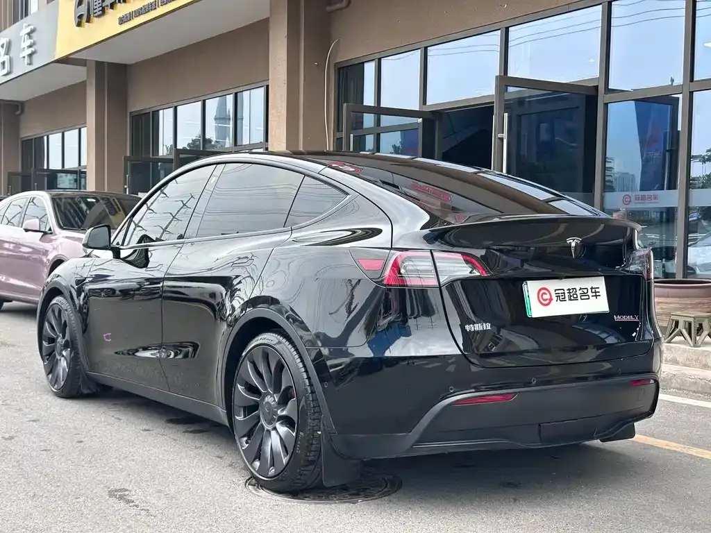 Tesla Model Y 2022 из CN, фото 7