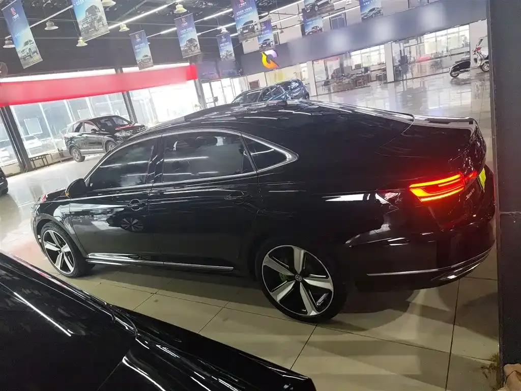 Volkswagen Passat 2022 из CN, фото 6