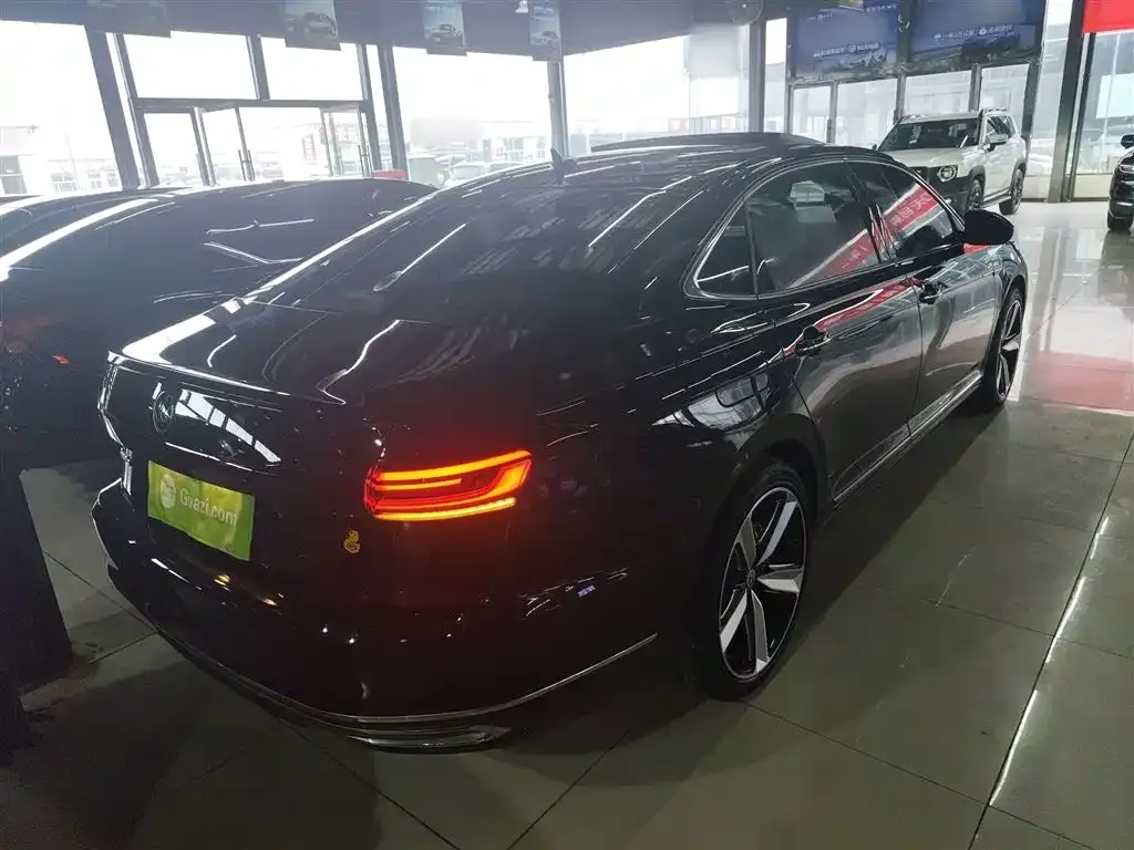 Volkswagen Passat 2022 из CN, фото 9