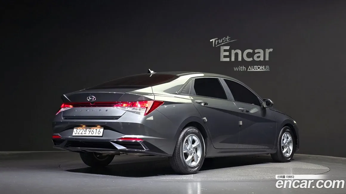 Hyundai AVANTE 2021 из KR, фото 2