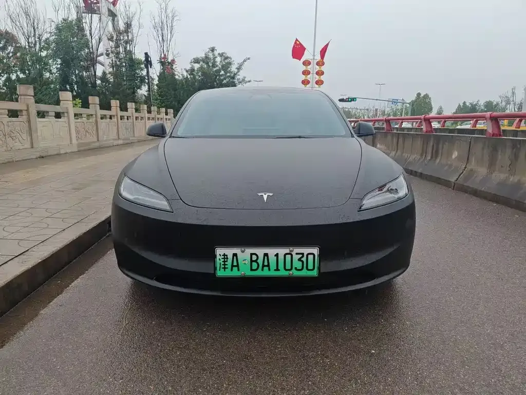 Tesla Model 3 2024 из CN, фото 2