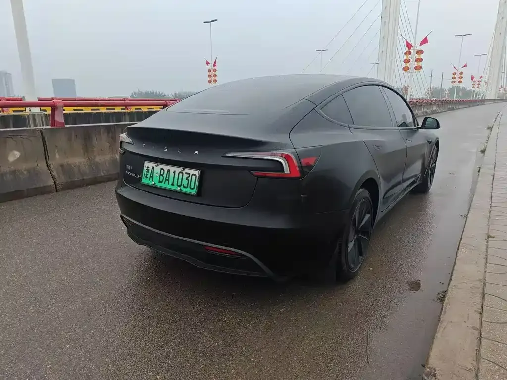 Tesla Model 3 2024 из CN, фото 3