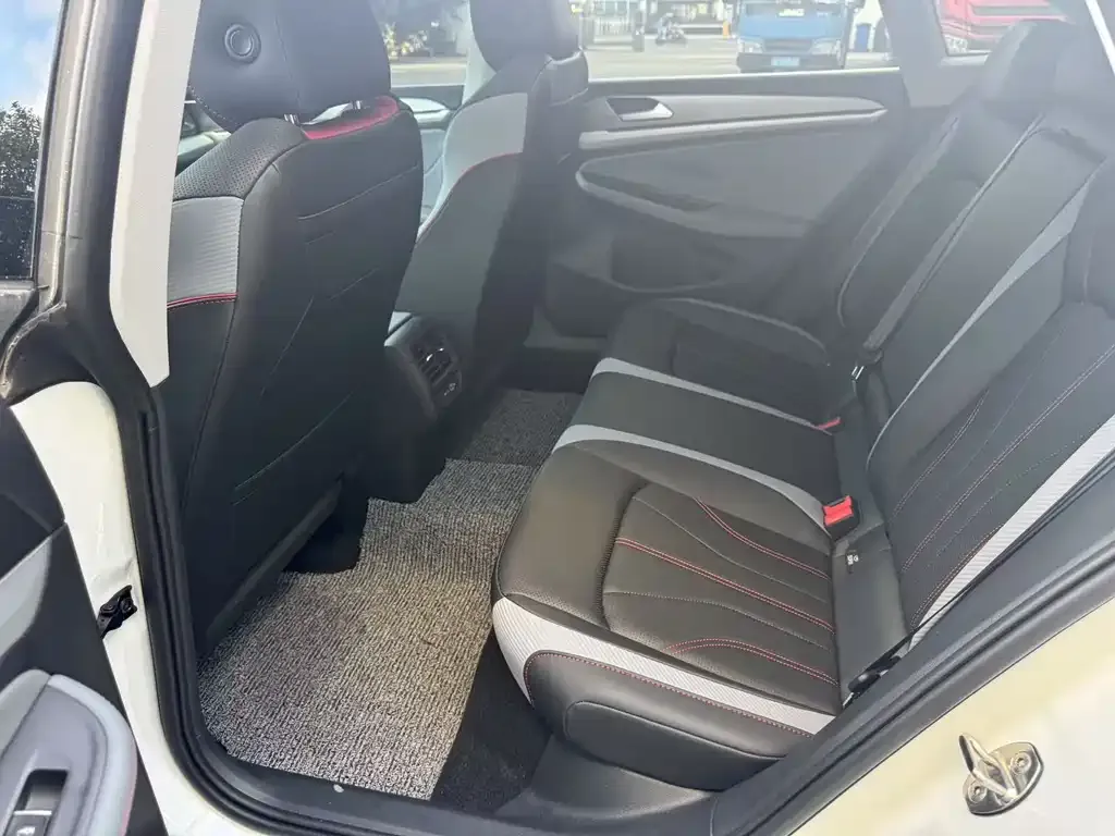 Volkswagen Lamando 2025 из CN, фото 6