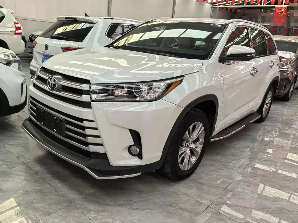 Toyota Highlander 2021 из CN, фото 1