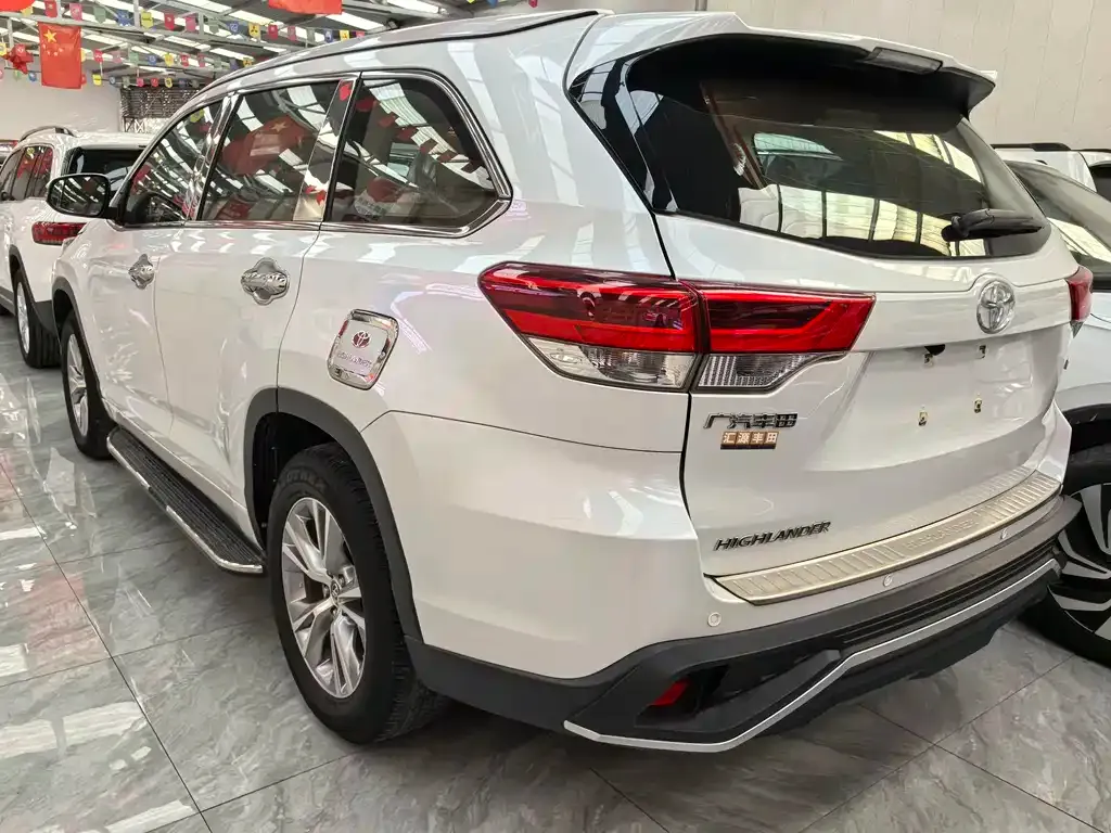 Toyota Highlander 2021 из CN, фото 4