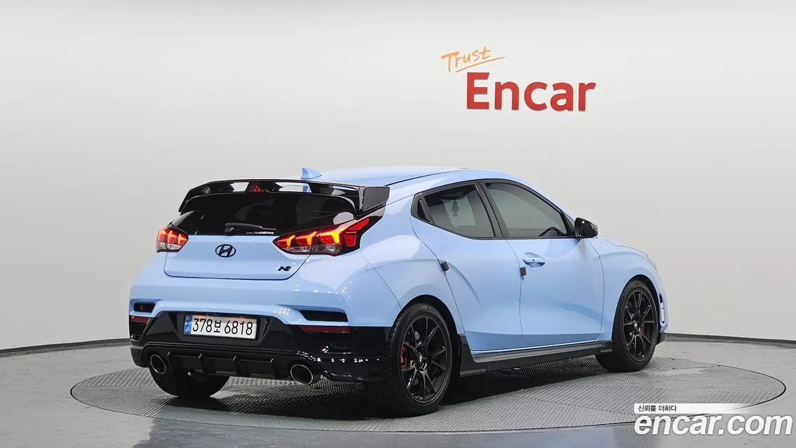 Hyundai Veloster — фото 2