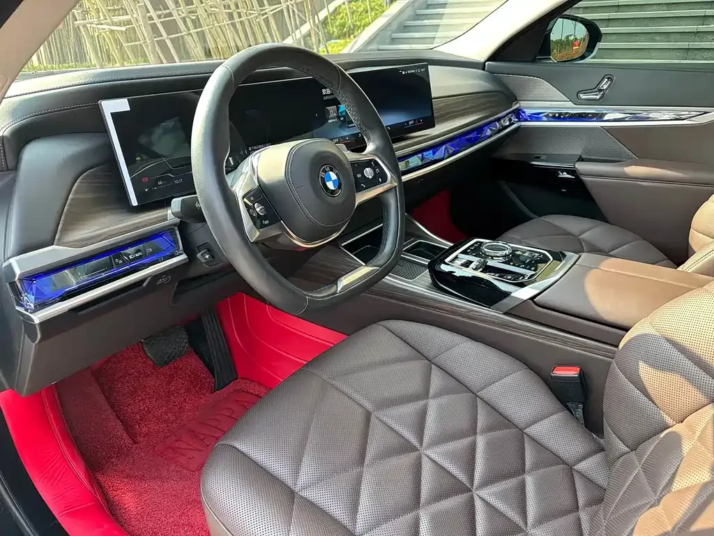 BMW 7 Series 2024 из CN, фото 6