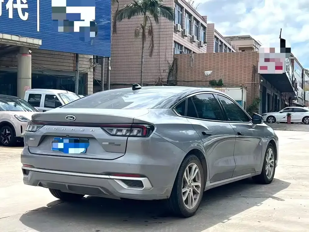 Ford Mondeo — фото 4