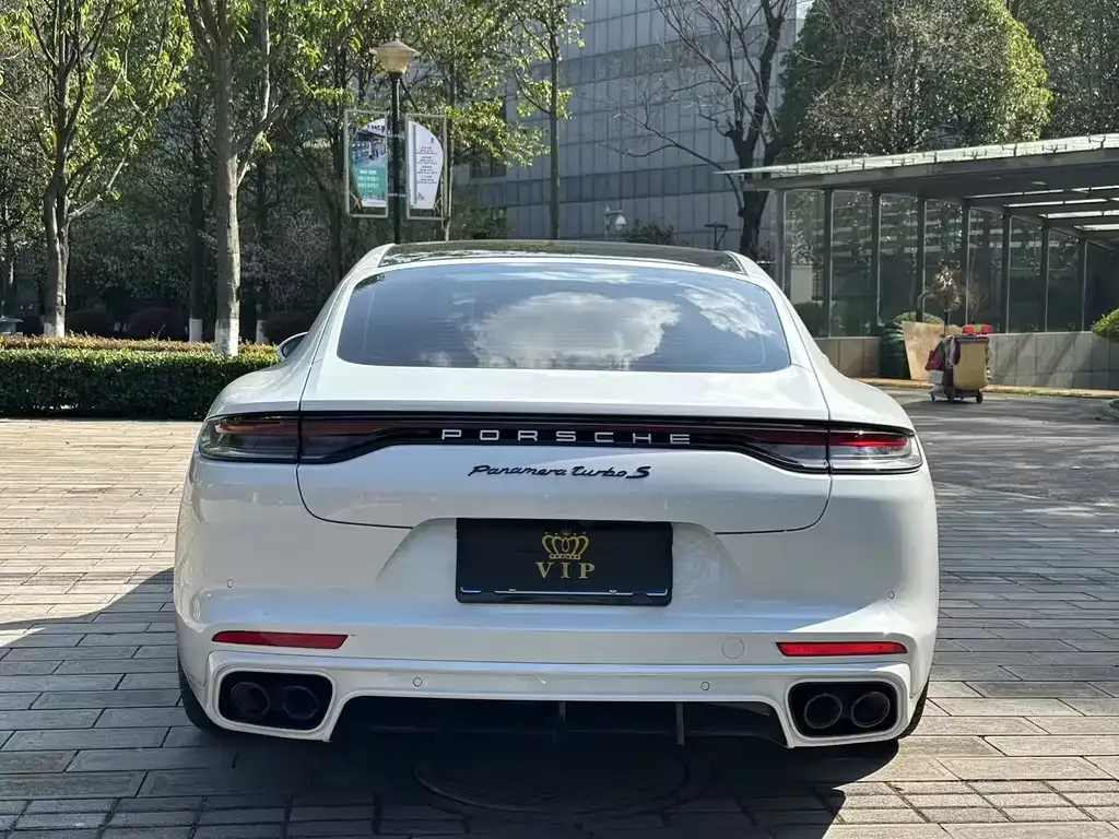 Porsche Panamera 2023 из CN, фото 8