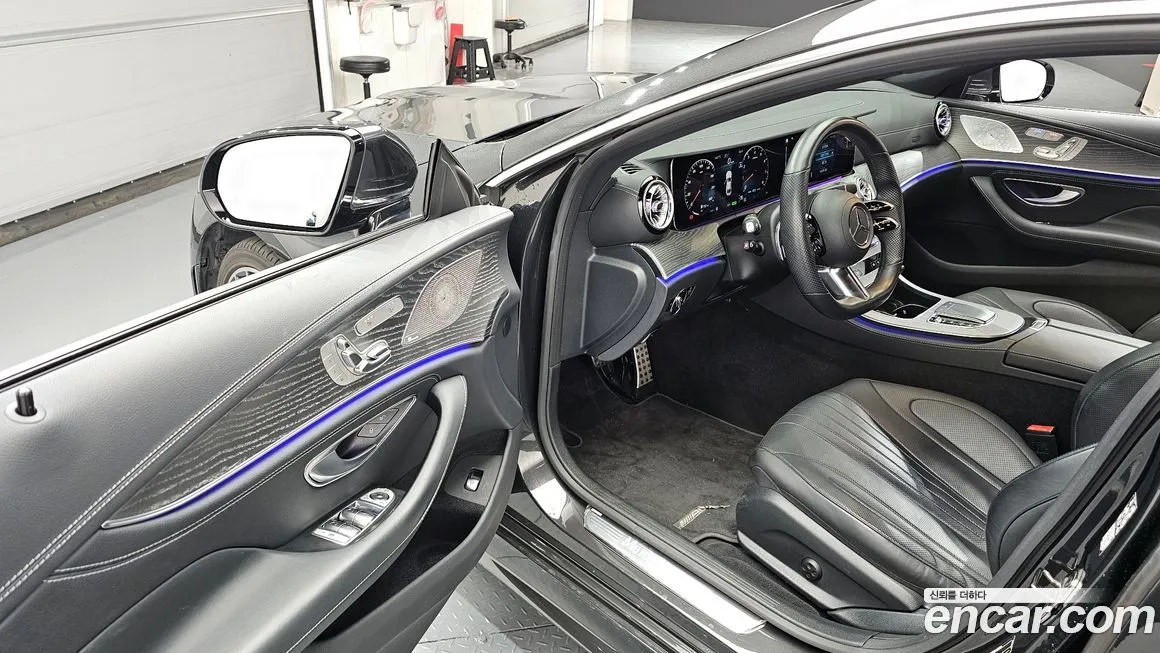 Mercedes-Benz CLS-Class — фото 10