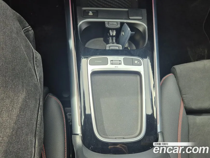 Mercedes-Benz GLA-Class 2025 из KR, фото 9