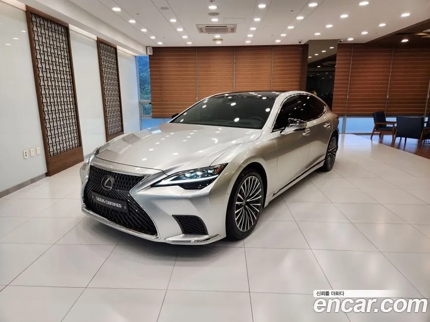 Lexus LS 2024 из KR, фото 1